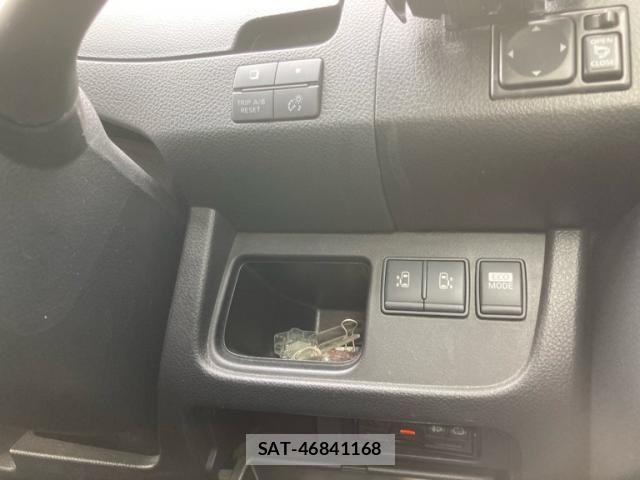 Nissan SERENA 2012-09 8414935-17