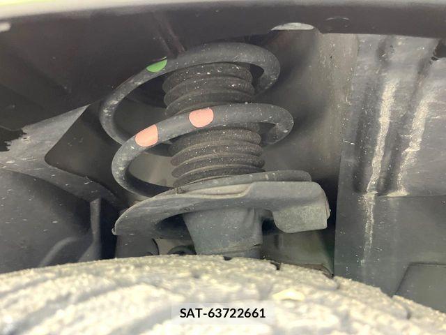 Nissan SERENA 2017-06 8414890-17
