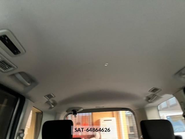 Nissan SERENA 2013-08 8438874-23