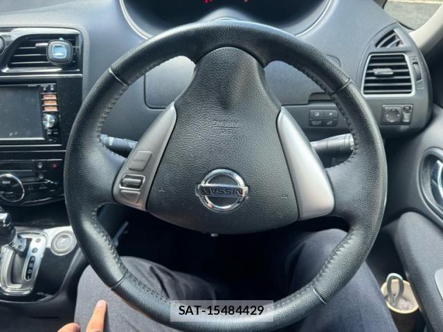 Nissan SERENA 2013-10 8438875-14