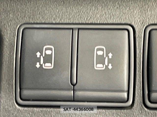 Nissan SERENA 2014-03 8438861-5