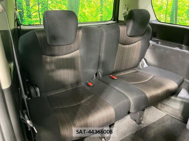 Nissan SERENA 2014-03 8438861-8