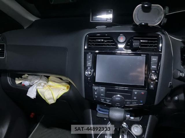 Nissan SERENA 2014-09 8438877-15
