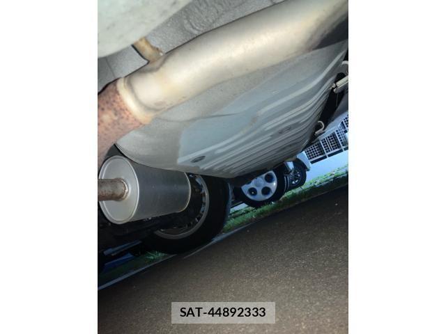 Nissan SERENA 2014-09 8438877-22