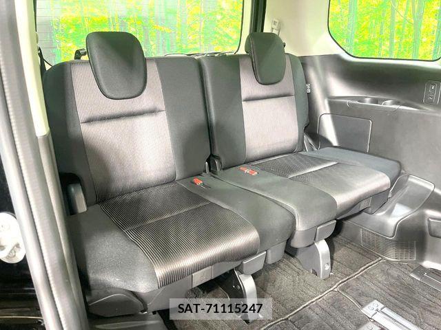 Nissan SERENA 2016-11 8437514-9