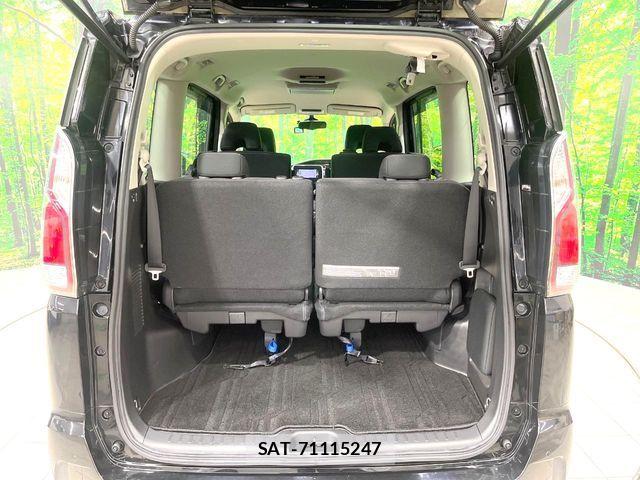 Nissan SERENA 2016-11 8437514-10