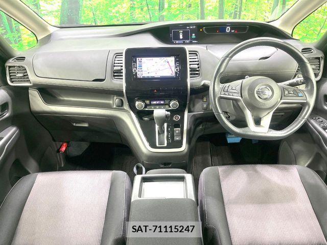 Nissan SERENA 2016-11 8437514-1