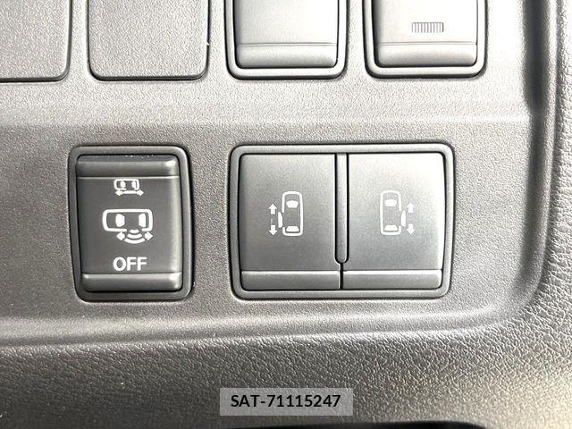 Nissan SERENA 2016-11 8437514-6