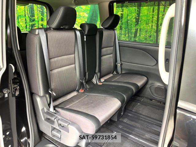 Nissan SERENA 2017-06 8438859-9