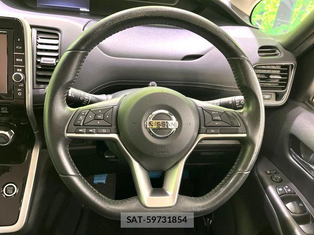 Nissan SERENA 2017-06 8438859-12