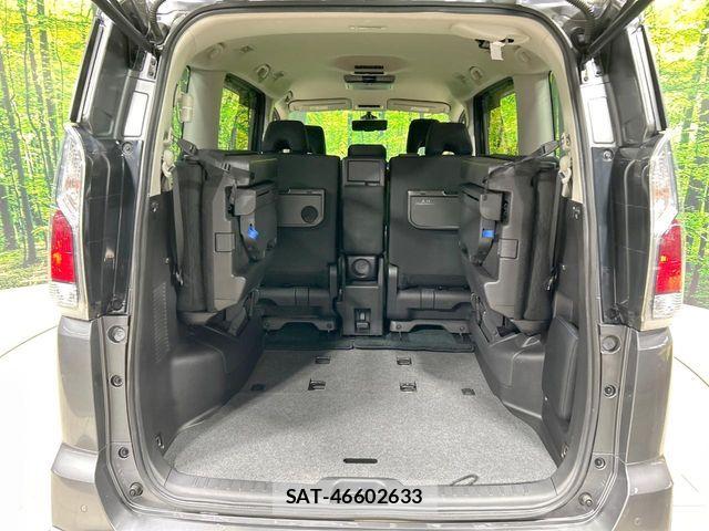 Nissan SERENA 2018-06 8438845-10