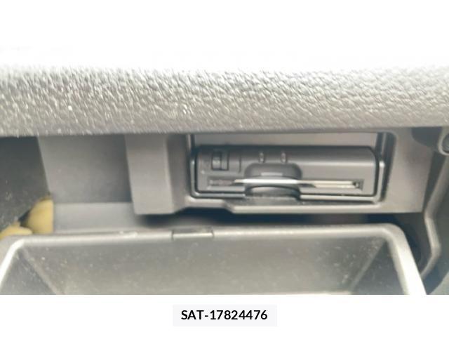 Nissan SERENA 2013-07 8438873-11