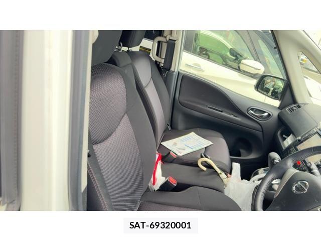 Nissan SERENA 2013-09 8438869-12