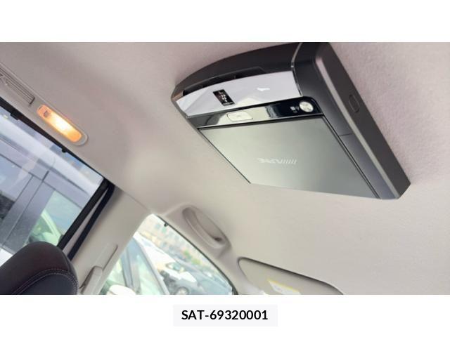 Nissan SERENA 2013-09 8438869-15