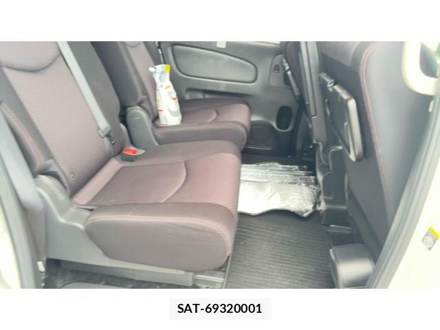 Nissan SERENA 2013-09 8438869-16