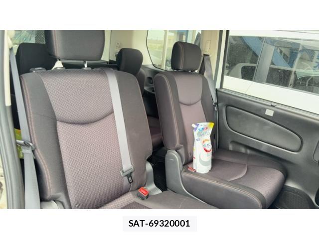 Nissan SERENA 2013-09 8438869-17