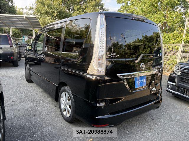 Nissan SERENA 2013-02 8438872-3