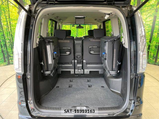 Nissan SERENA 2015-11 8438868-9