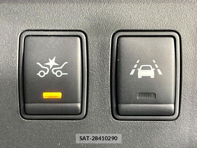 Nissan SERENA 2015-09 8438559-6