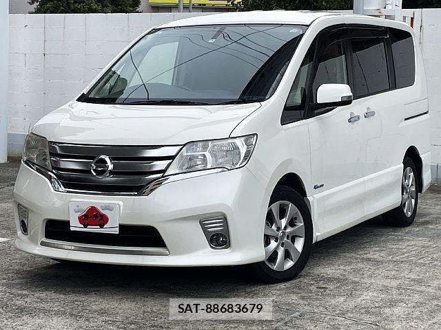 Nissan SERENA 2013-08 8438871-0