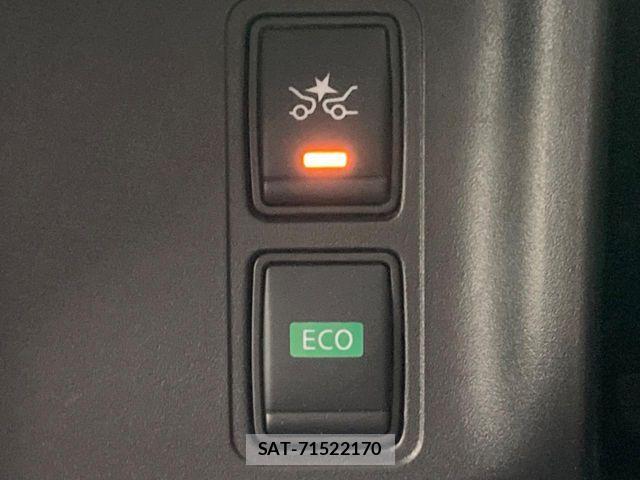 Nissan SERENA 2019-01 8438846-6