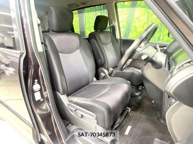Nissan SERENA 2013-09 8458395-8