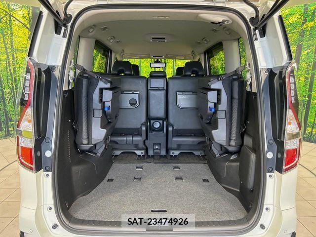 Nissan SERENA 2021-10 8458386-10