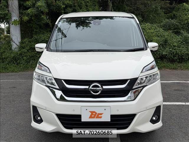 Nissan SERENA 2018-01 8458391-20