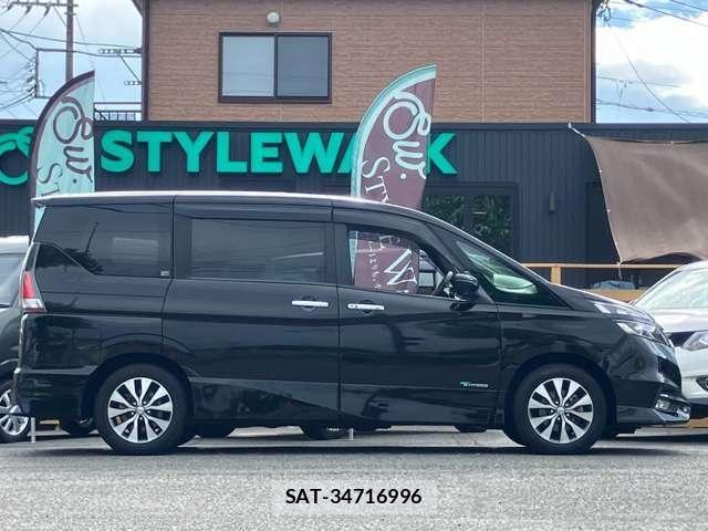 Nissan SERENA 2018-07 8458392-3