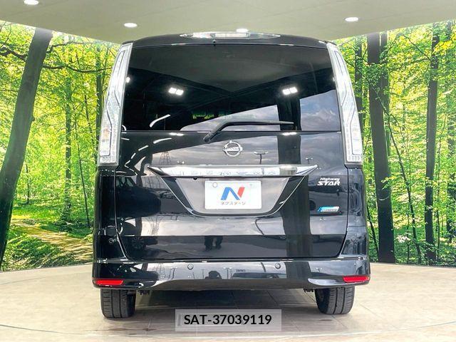 Nissan SERENA 2014-10 8458394-15