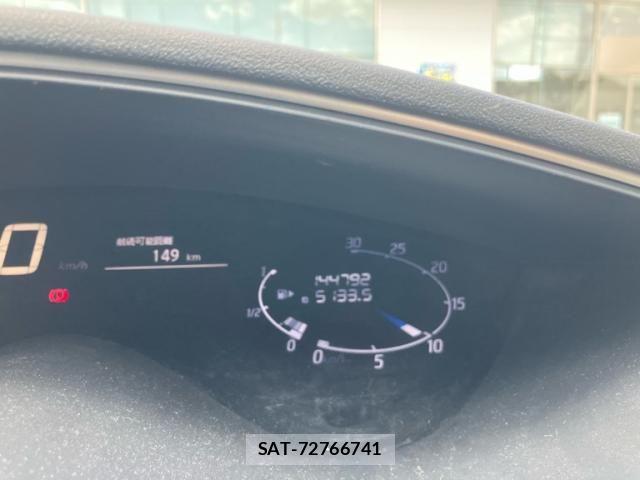 Nissan SERENA 2015-05 8458401-21