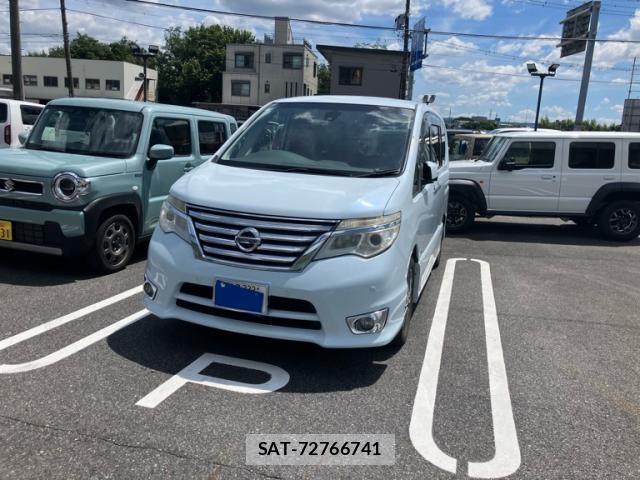 Nissan SERENA 2015-05 8458401-2