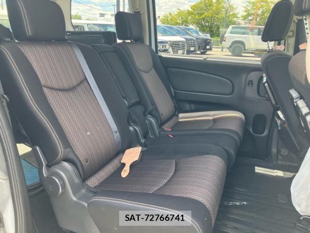 Nissan SERENA 2015-05 8458401-8