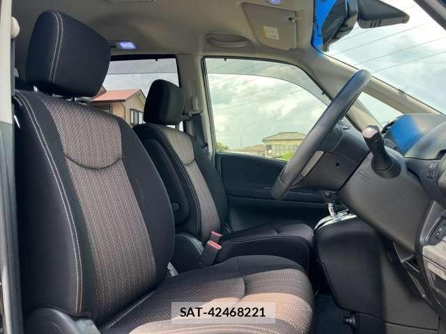 Nissan SERENA 2014-06 8458397-9