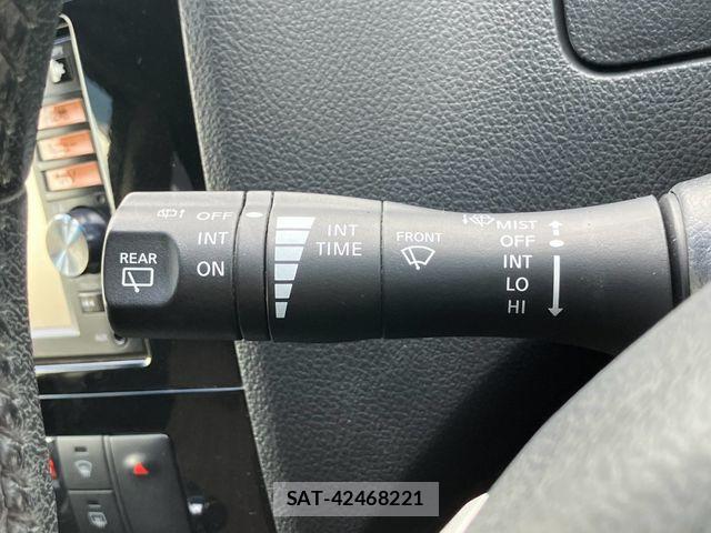 Nissan SERENA 2014-06 8458397-25