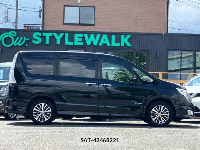 Nissan SERENA 2014-06 8458397-3