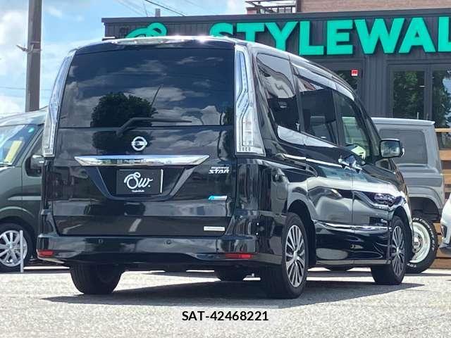 Nissan SERENA 2014-06 8458397-5