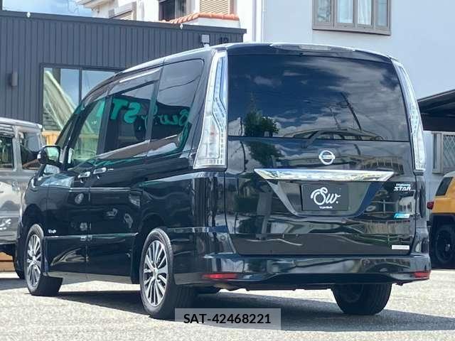 Nissan SERENA 2014-06 8458397-7
