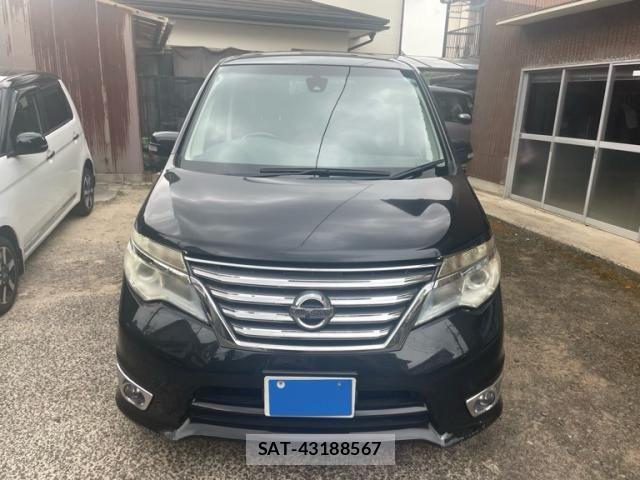 Nissan SERENA 2014-02 8458400-0