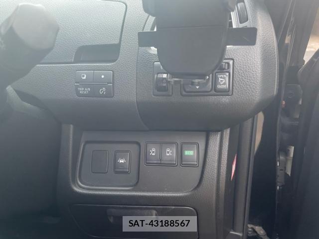 Nissan SERENA 2014-02 8458400-15
