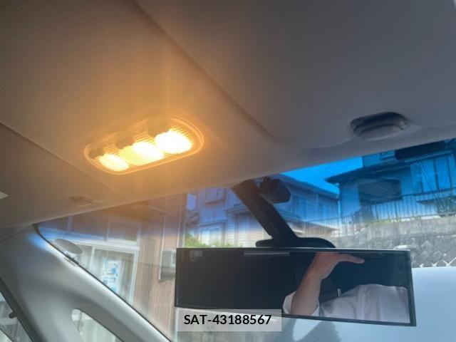 Nissan SERENA 2014-02 8458400-21