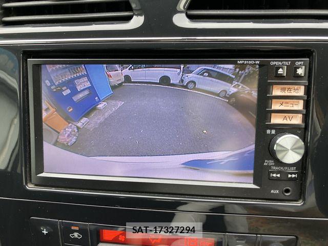 Nissan SERENA 2013-10 8458399-7