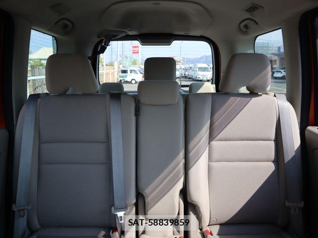 Nissan SERENA 2020-02 8458388-7