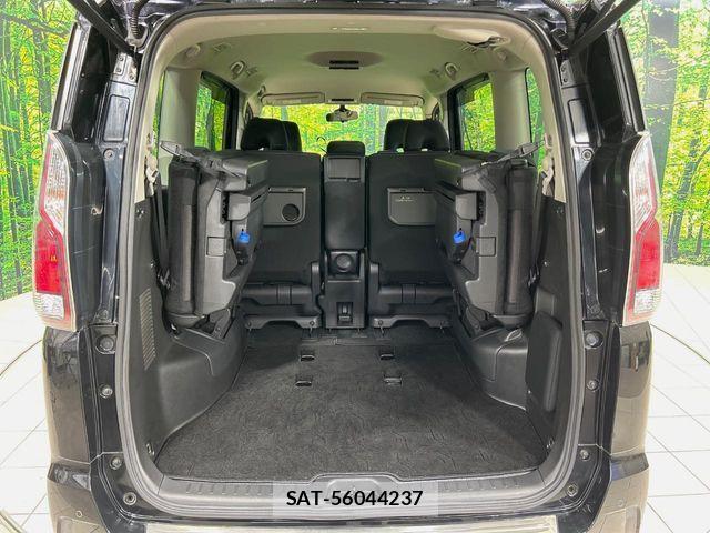 Nissan SERENA 2016-09 8458393-10