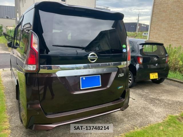 Nissan SERENA 2017-01 8486069-5