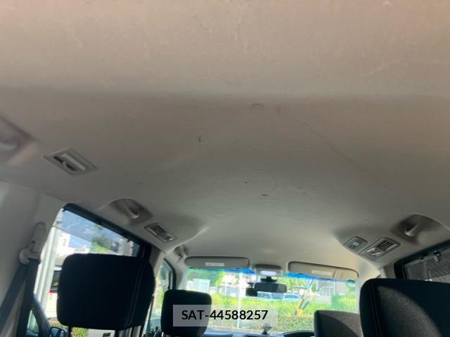 Nissan SERENA 2014-08 8486070-9