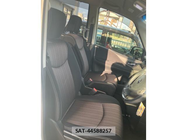 Nissan SERENA 2014-08 8486070-11