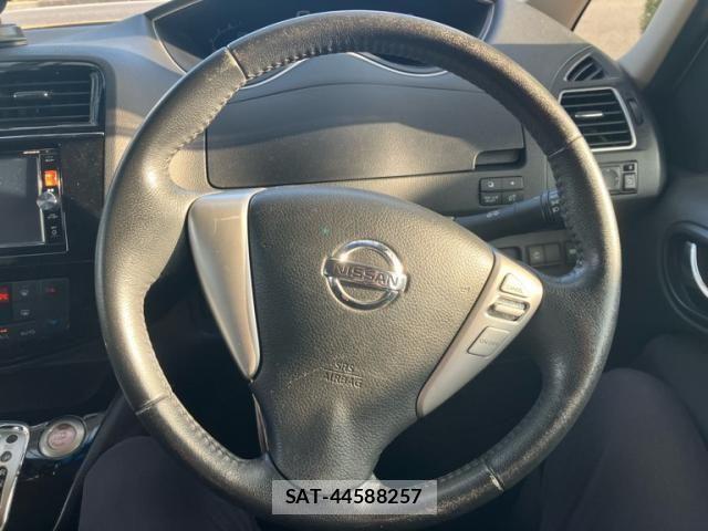 Nissan SERENA 2014-08 8486070-14