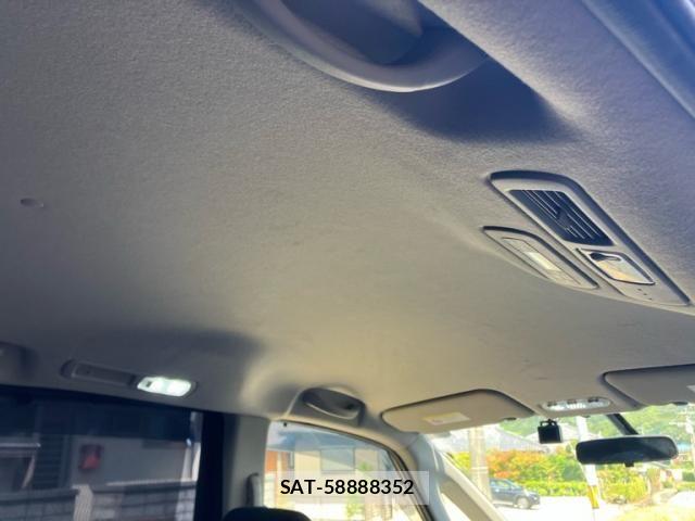 Nissan SERENA 2013-10 8486071-17