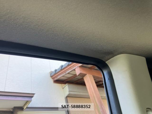 Nissan SERENA 2013-10 8486071-21